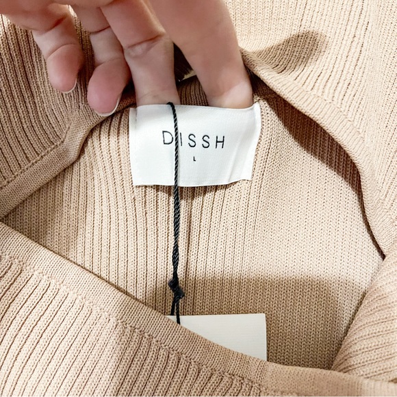 DISSH Carlie Wheat Cut Out Knit Dress Camel Tan Size Large NWT - Picture 4 of 11